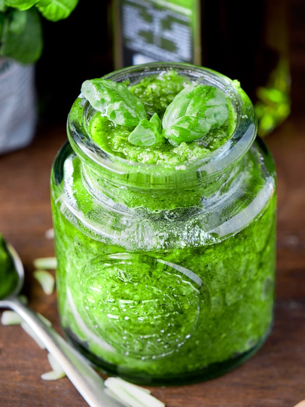 Easy pesto recipe