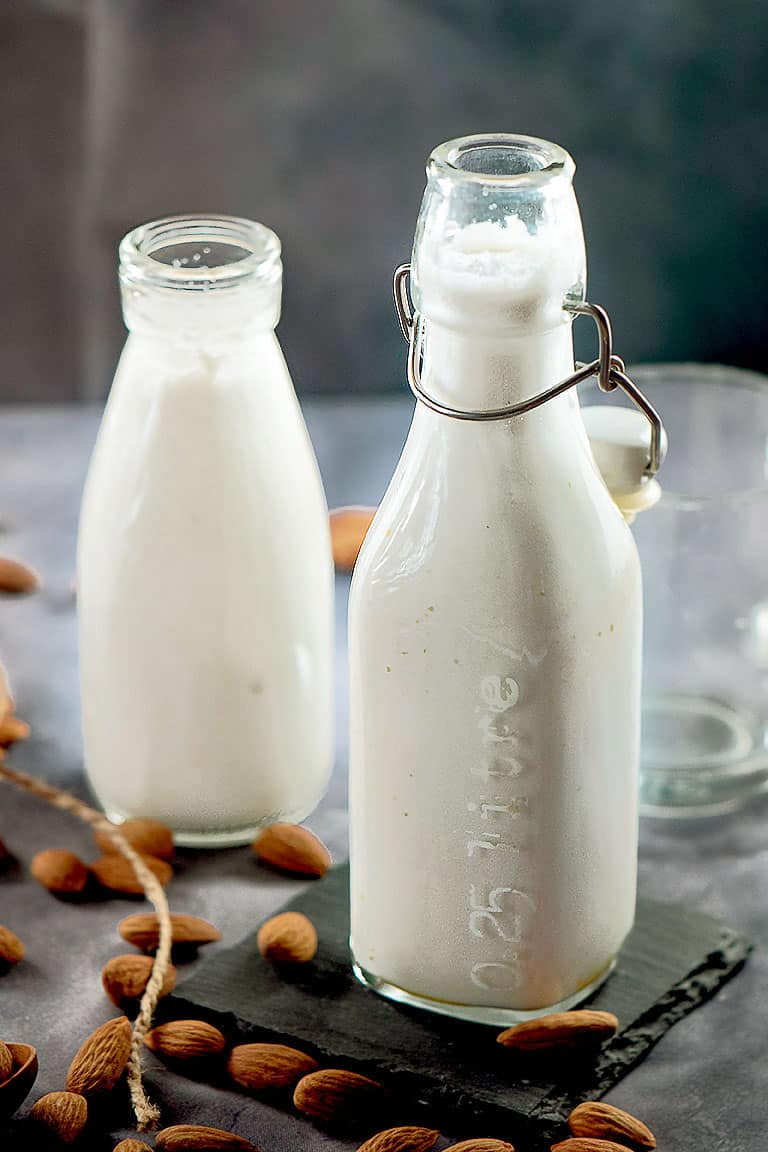 how-to-make-almond-milk