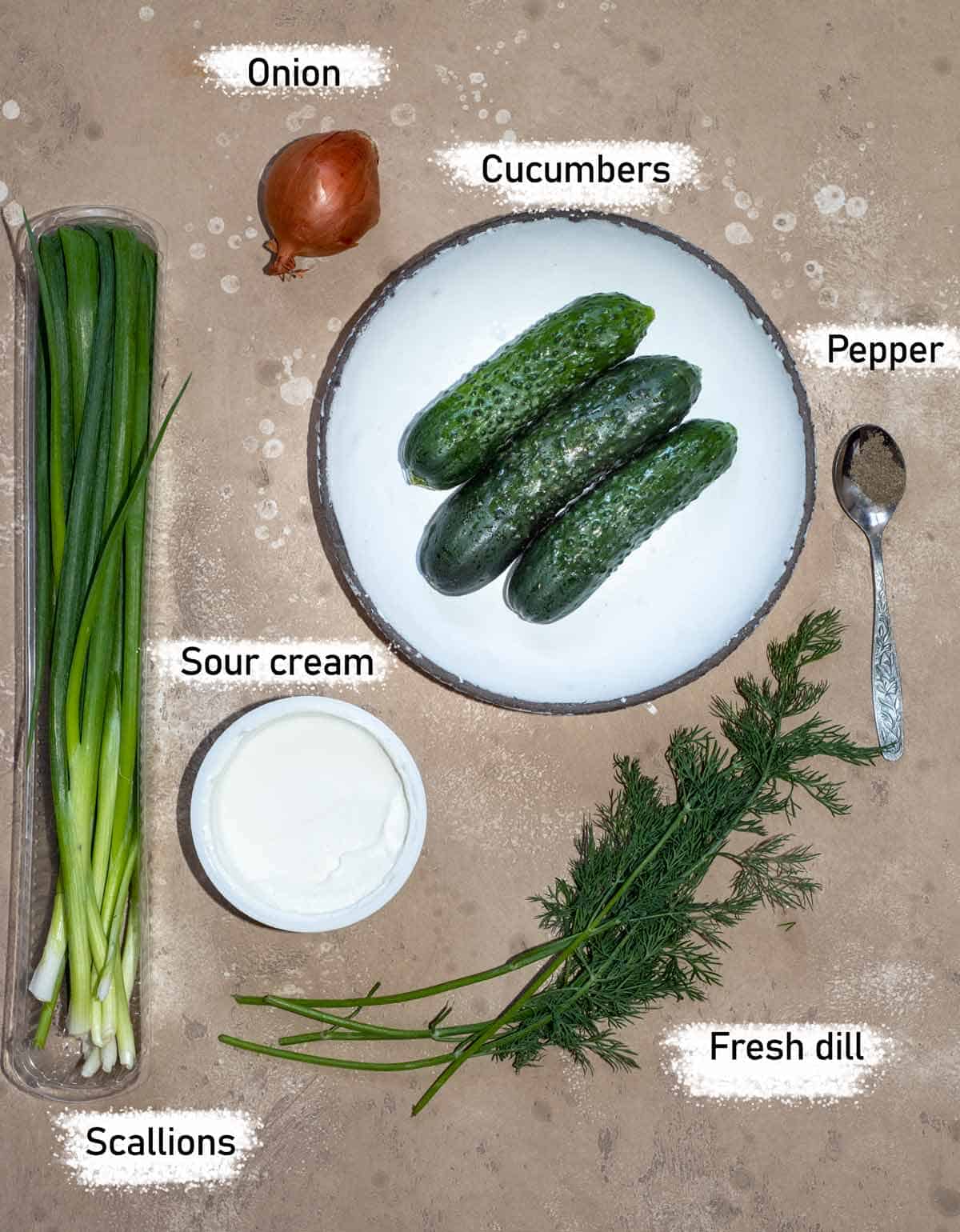 creamy cucumber salad ingredients