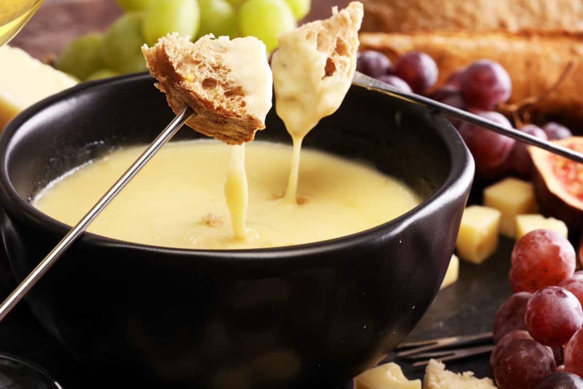 best cheese for fondue
