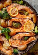 baked-salmon-with-potatoes-and-vegetables