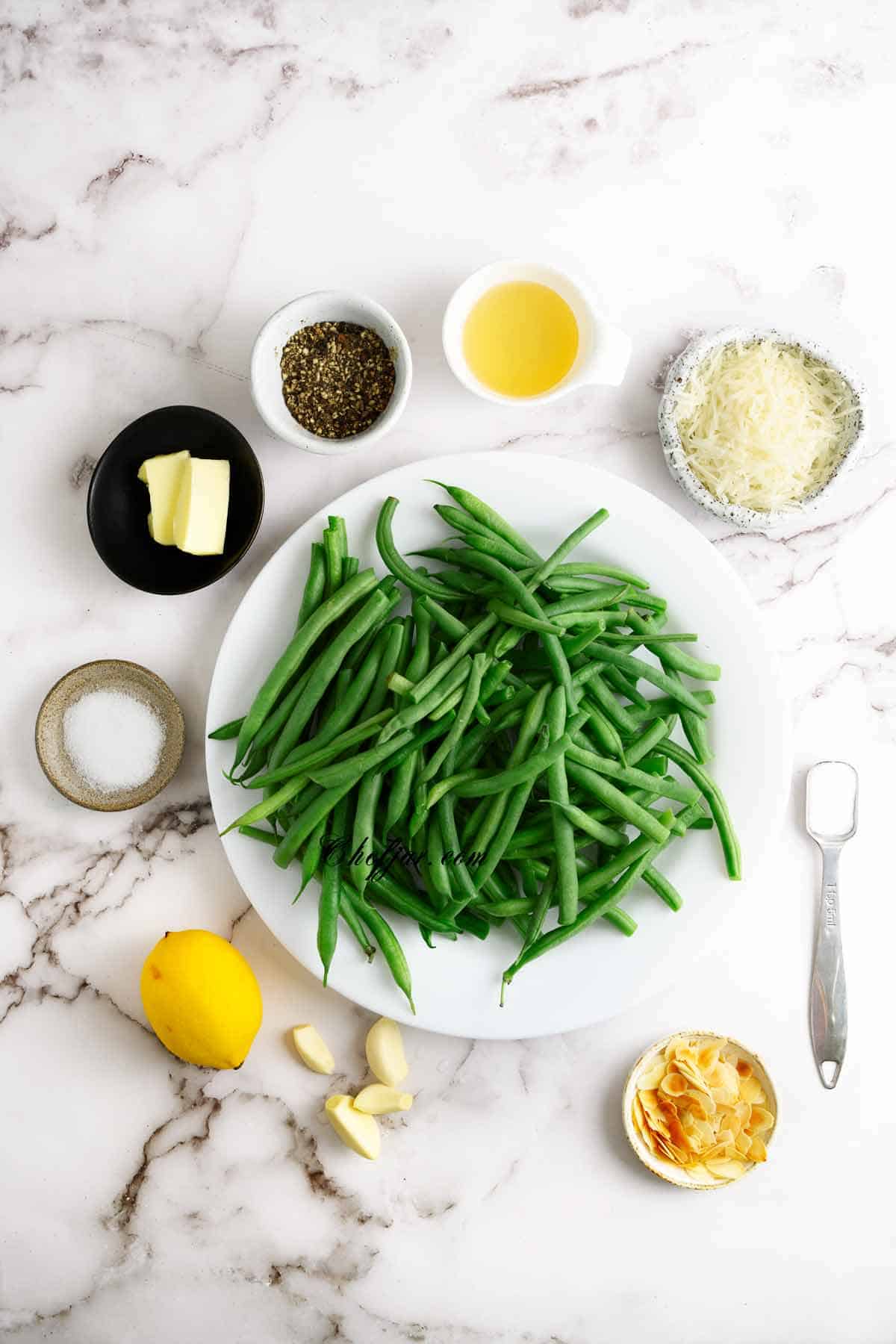 ingredients for sauteed green beans