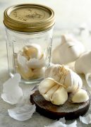 how-to-peel-garlic-1