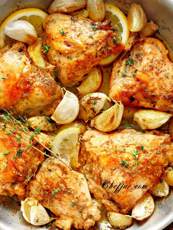 This garlic lemon chicken is an awesome recipe of lemony chicken with tons of garlic. The trick here is that we’re using chicken thighs, which are packed with flavor and are wonderfully tender. Minimum ingredients. Maximum flavor.