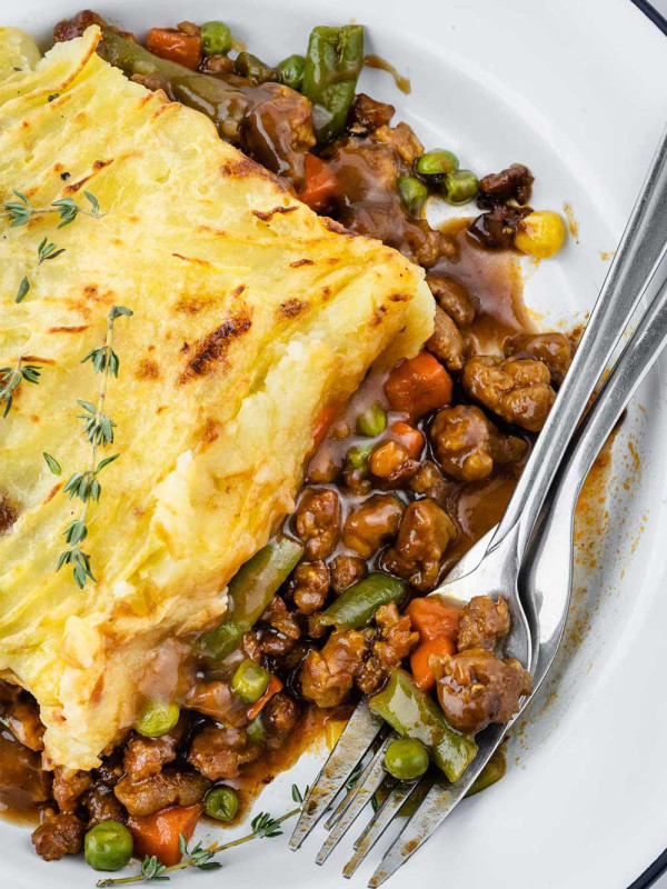 Shepherd's pie on a plate.